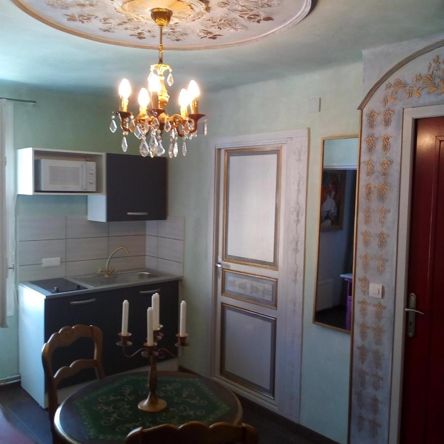 Appartement De Ville Medievale Vinca 外观 照片
