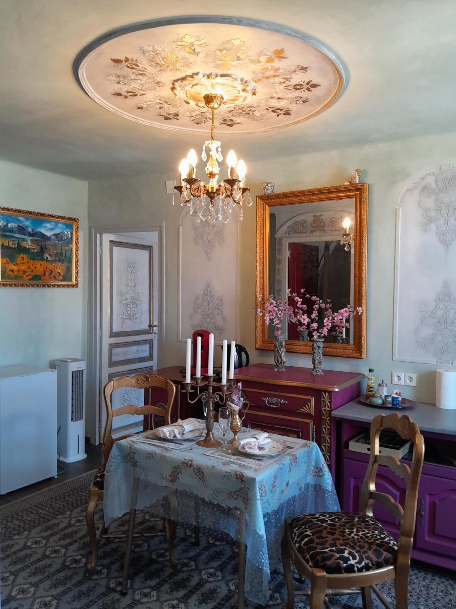 Appartement De Ville Medievale Vinca 外观 照片