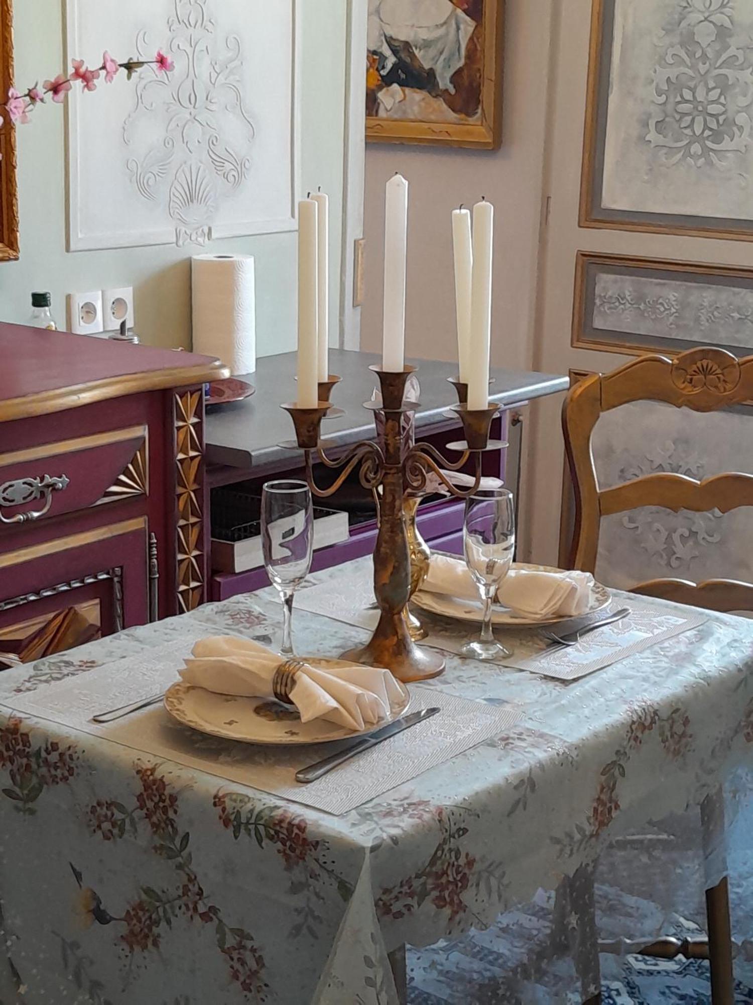 Appartement De Ville Medievale Vinca 外观 照片